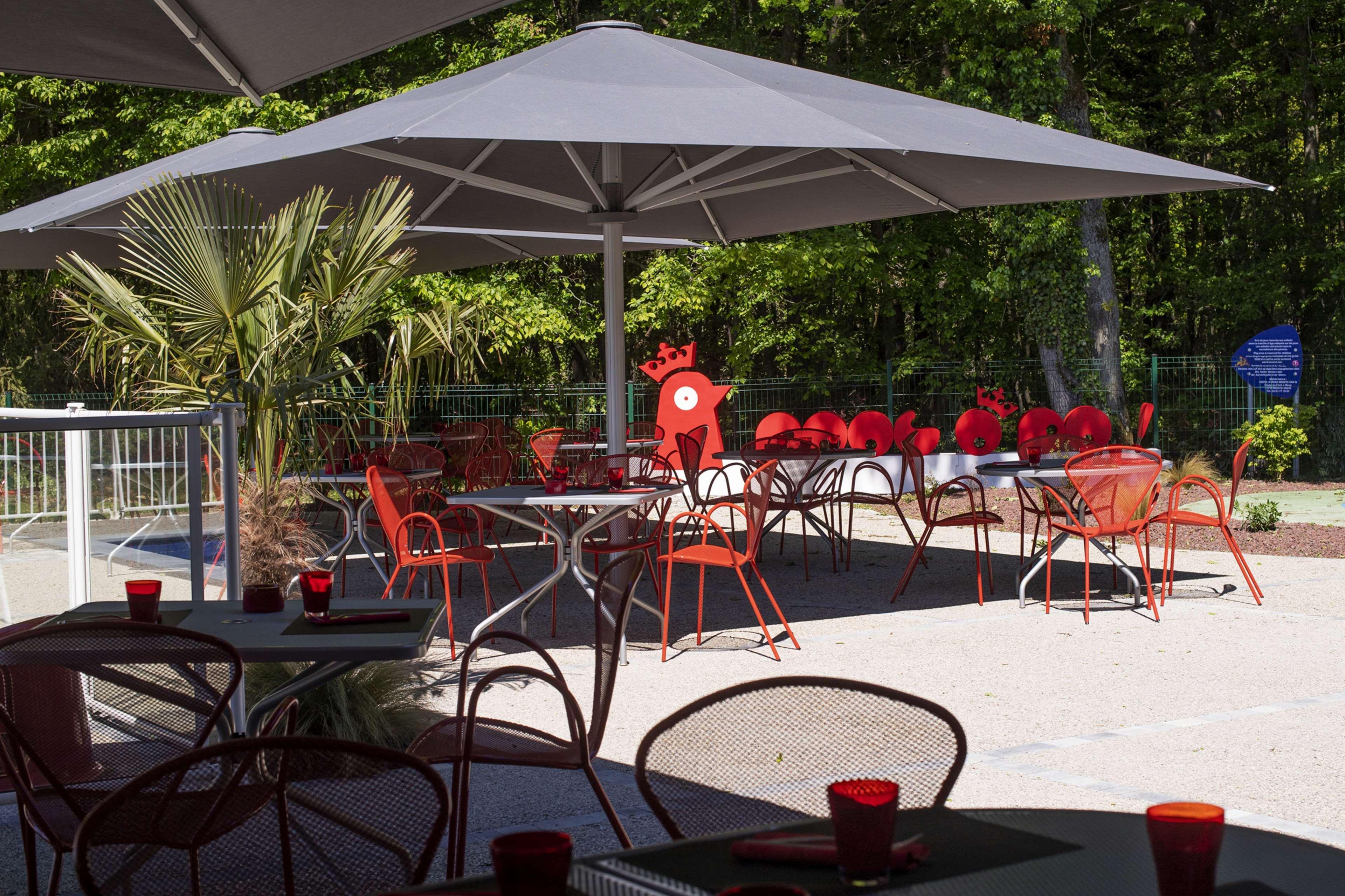 Kyriad Montchanin Le Creusot Exterior foto